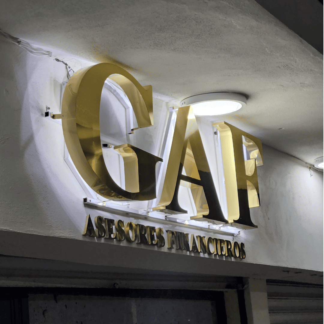 IDEAS Marketing_anuncio luminoso_noche gaf (1)